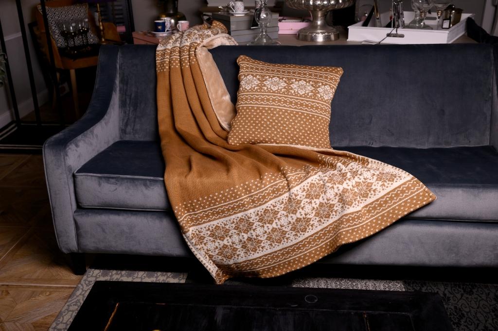Pletená deka, Hnedo-Béžová, Nórsky vzor a stred bez vzoru, Hnedá kožušinka
