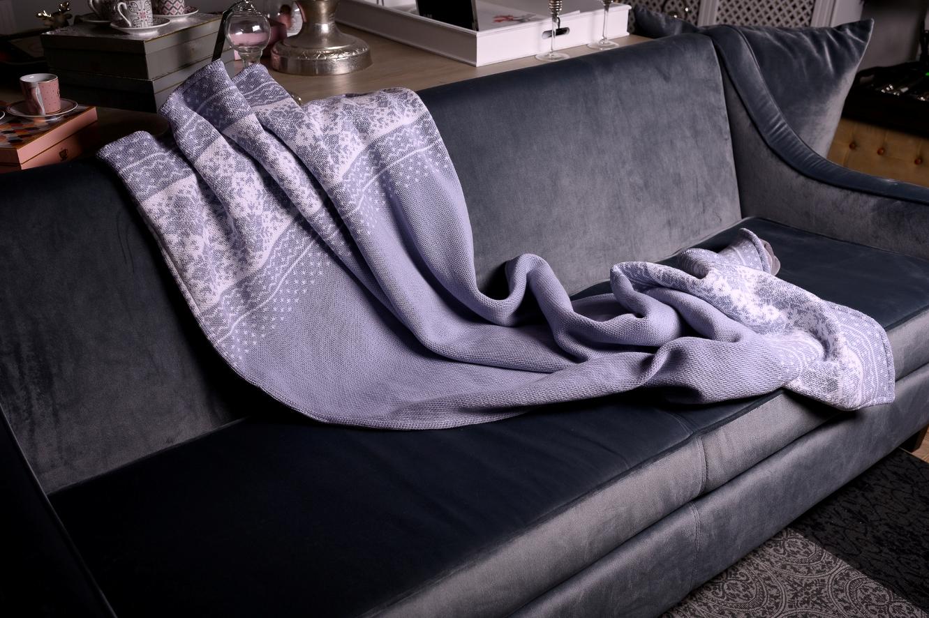 Pletená deka, Šedo-Biela, Nórsky vzor, stred bez vzoru, biela kožušinka